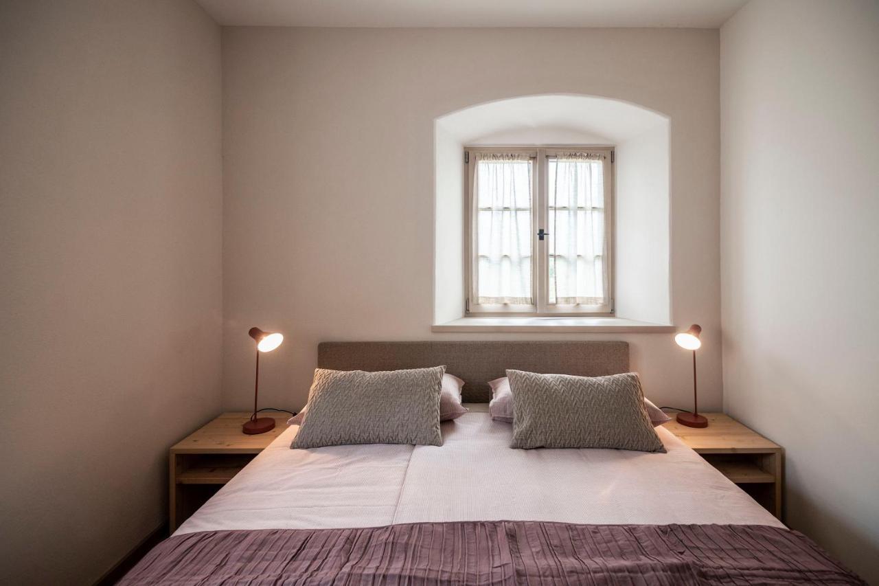 Weingut Kornell - Schafferhaus Cosmas Und Zeder Apartment Terlano Ngoại thất bức ảnh