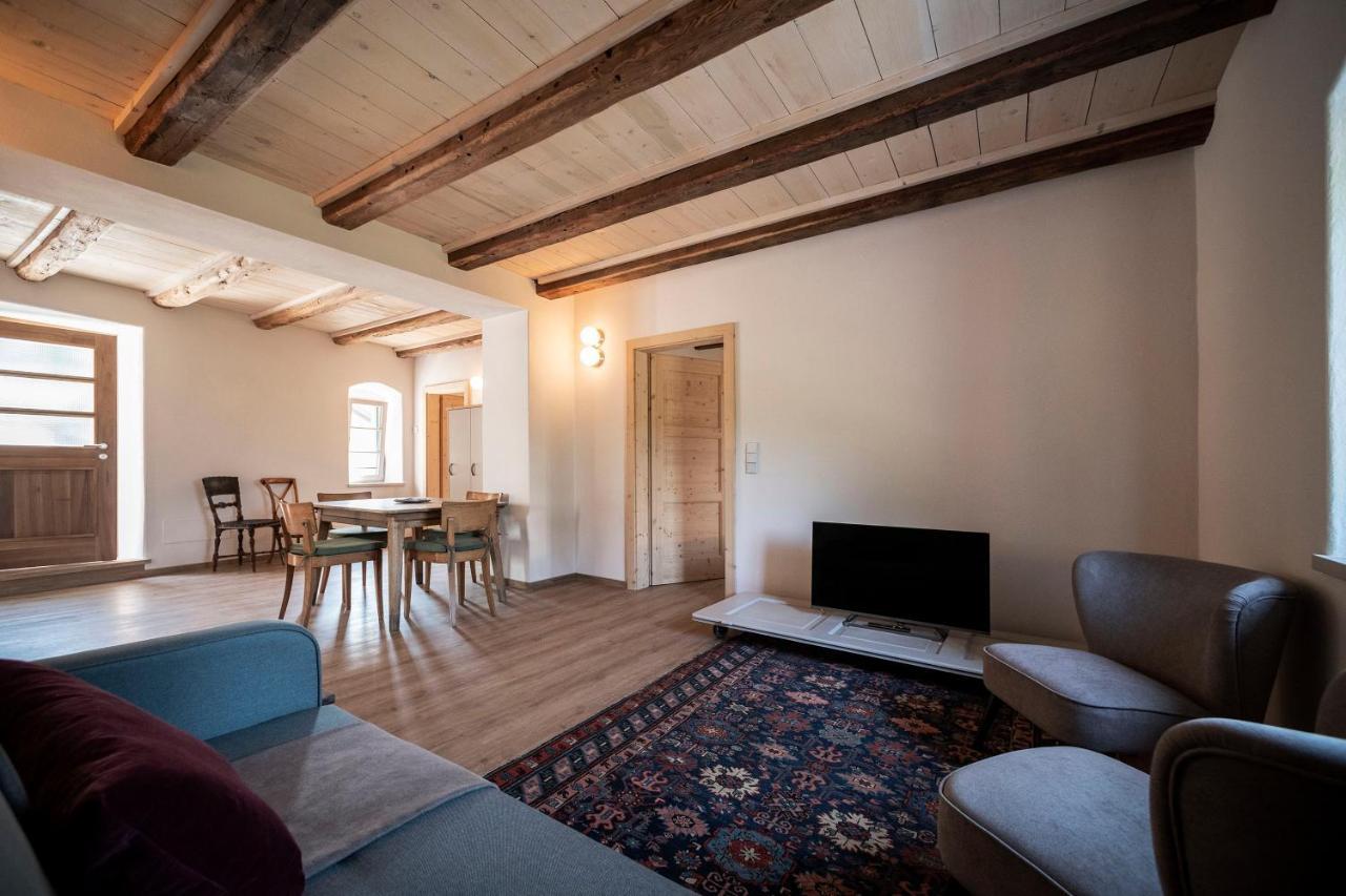 Weingut Kornell - Schafferhaus Cosmas Und Zeder Apartment Terlano Ngoại thất bức ảnh