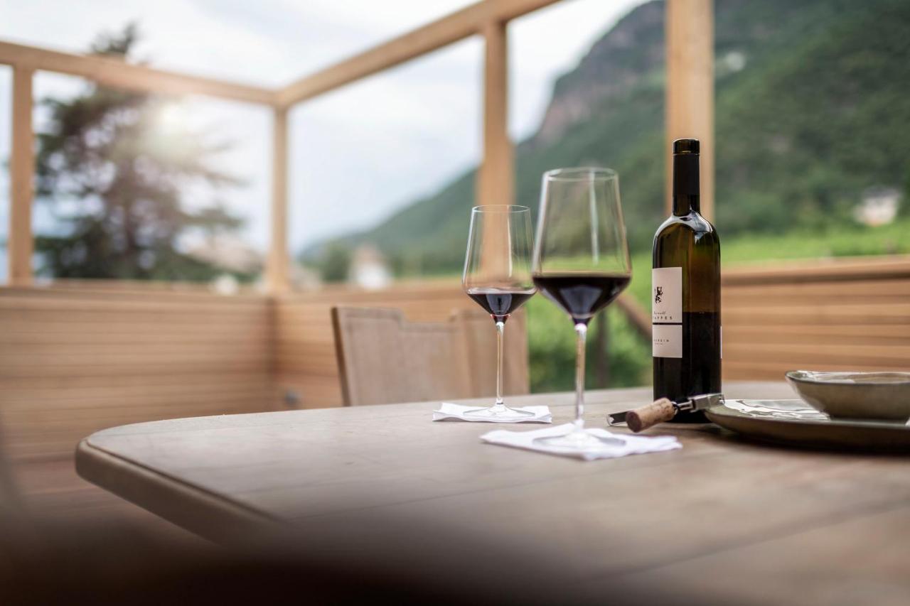 Weingut Kornell - Schafferhaus Cosmas Und Zeder Apartment Terlano Ngoại thất bức ảnh